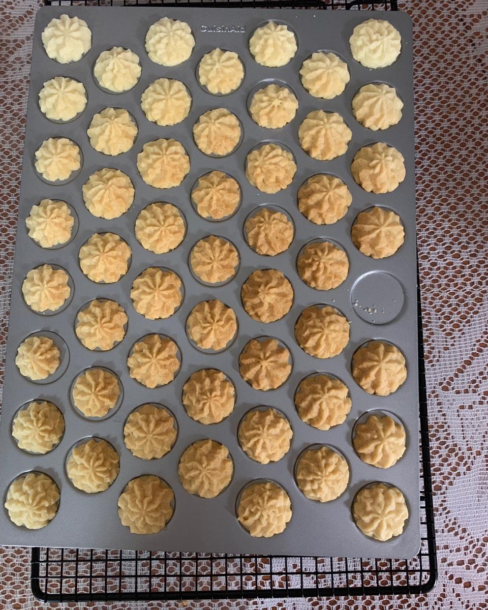 被业界猜了很久的网红牛油小花曲奇配方，酥的掉渣