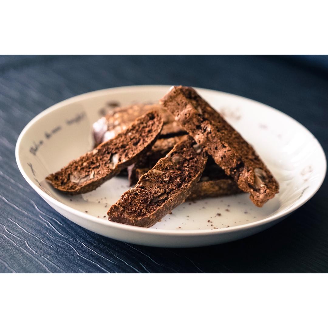 无油杏仁巧克力意式脆饼丨健康·零食（附7个意式脆饼成功要点）