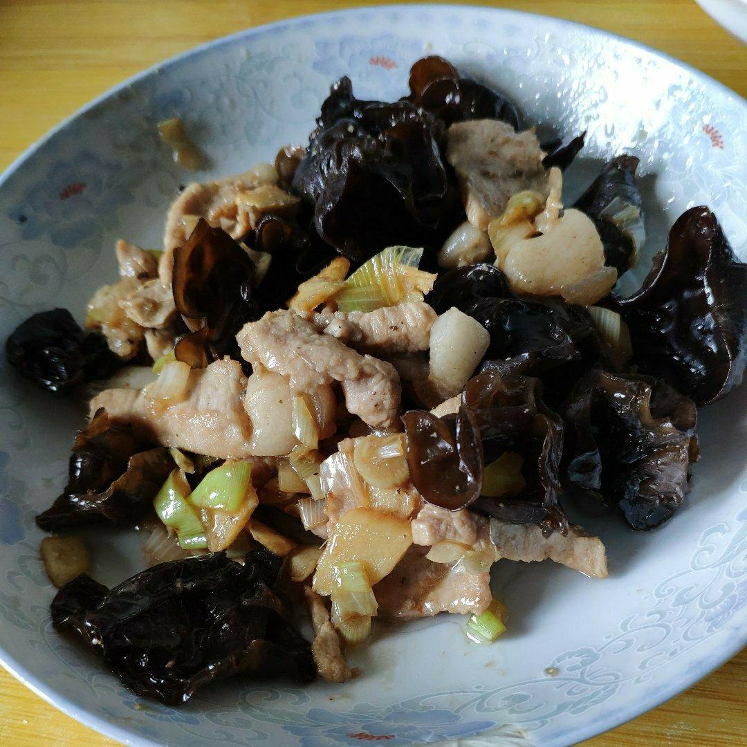木耳炒肉