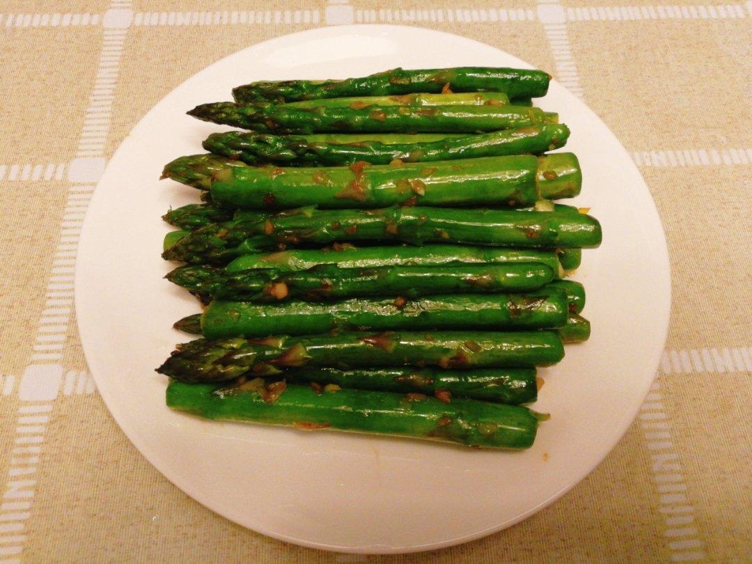 清炒芦笋