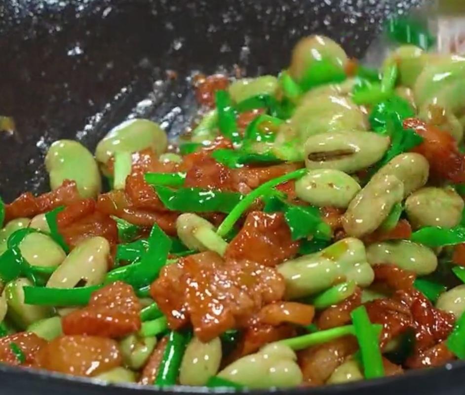 蚕豆韭菜炒肉片的做法 步骤8