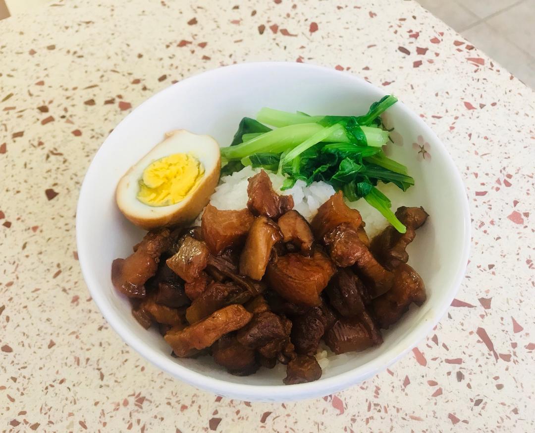 台式卤肉饭~