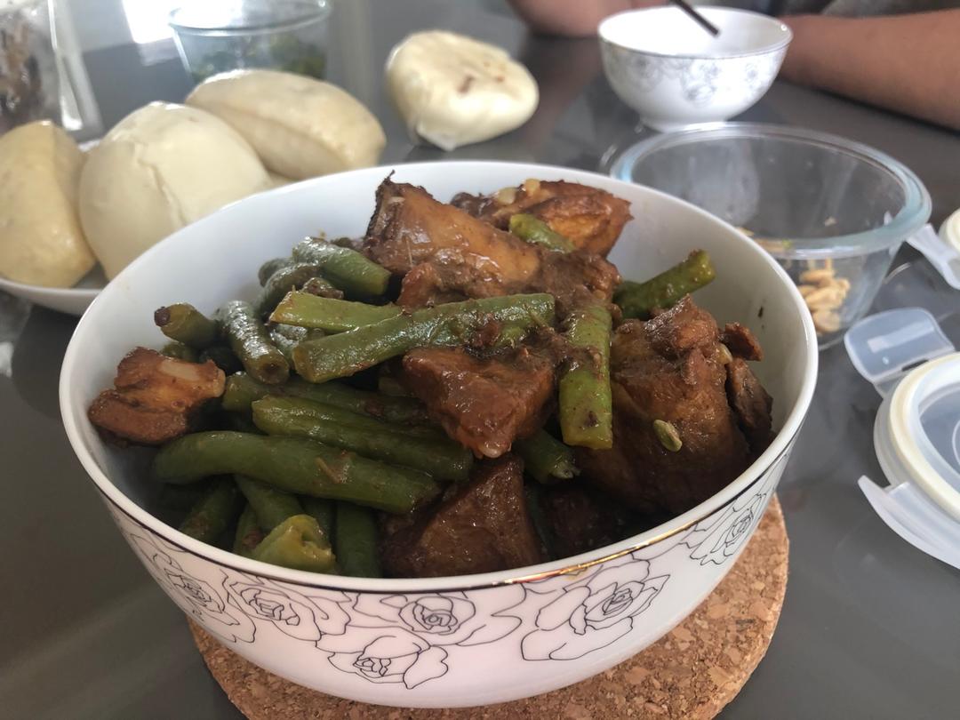 土豆豆角炖排骨