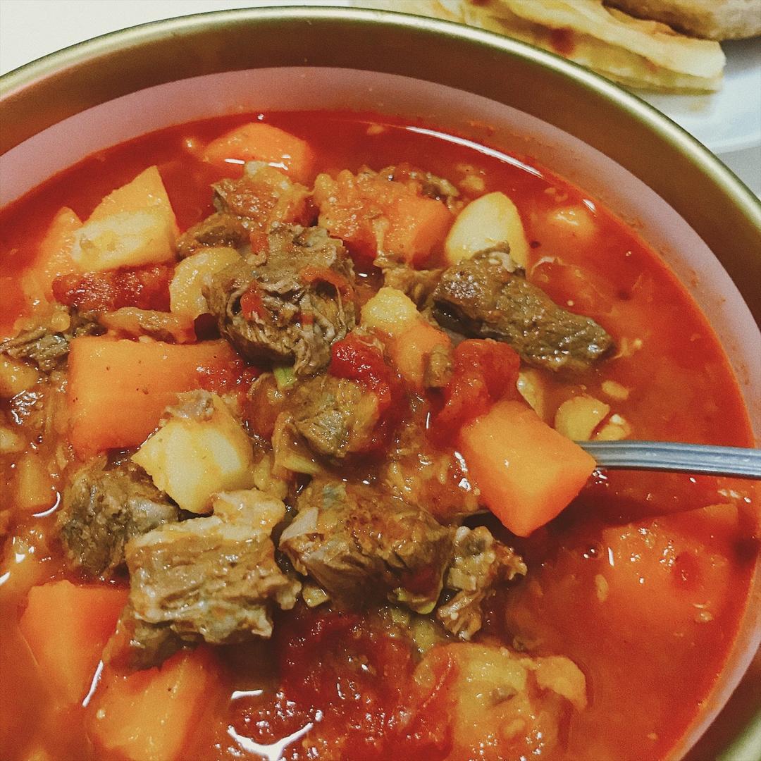 番茄土豆炖牛腩