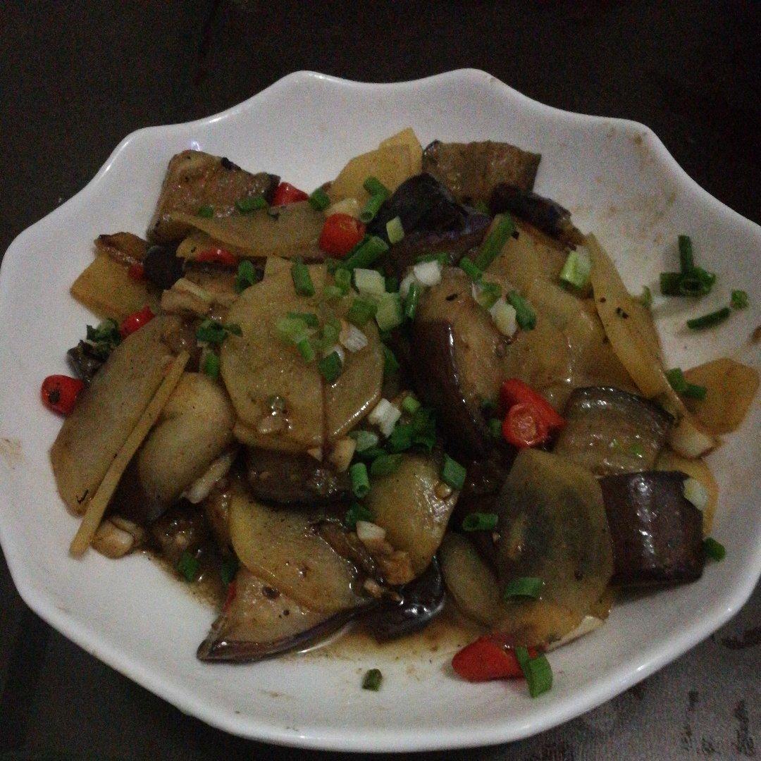 土豆炖茄子