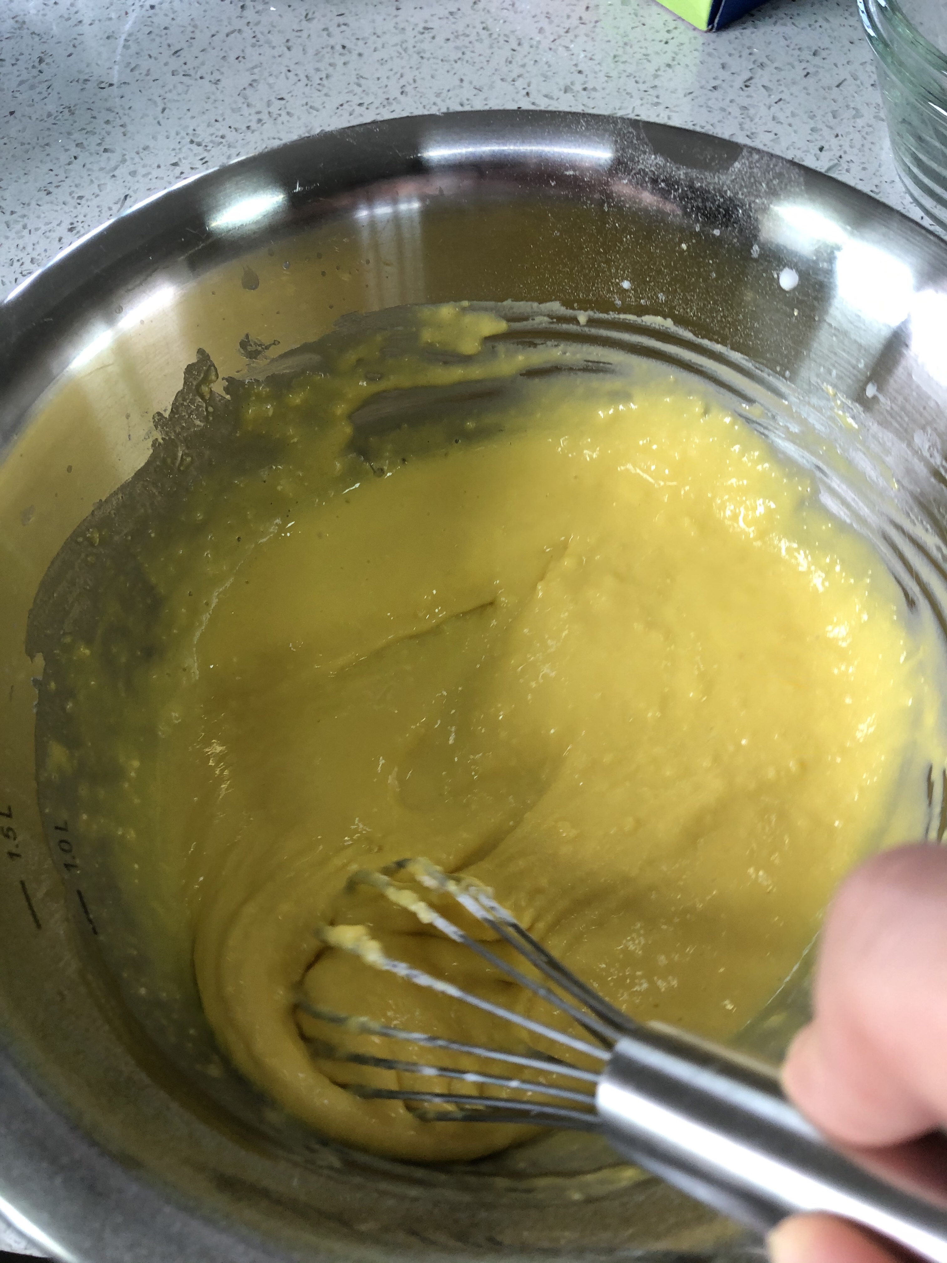 新手必会，清爽不腥！最好吃的蒸鸡蛋糕（可作蛋糕胚）柠檬版8寸的做法 步骤9