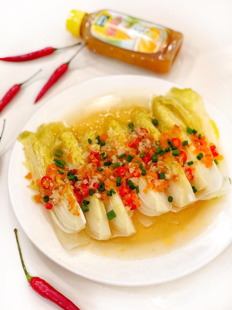 喂你吃一口呀做的蒜蓉胡萝卜碎蒸娃娃菜鲜掉眉毛汤汁拌饭绝太太乐鲜鸡