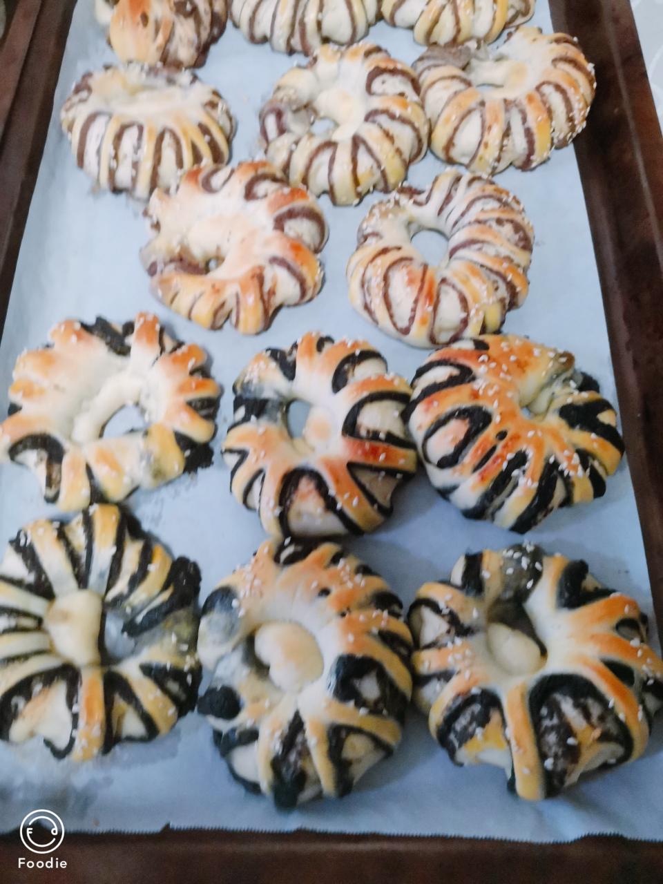 花式豆沙面包