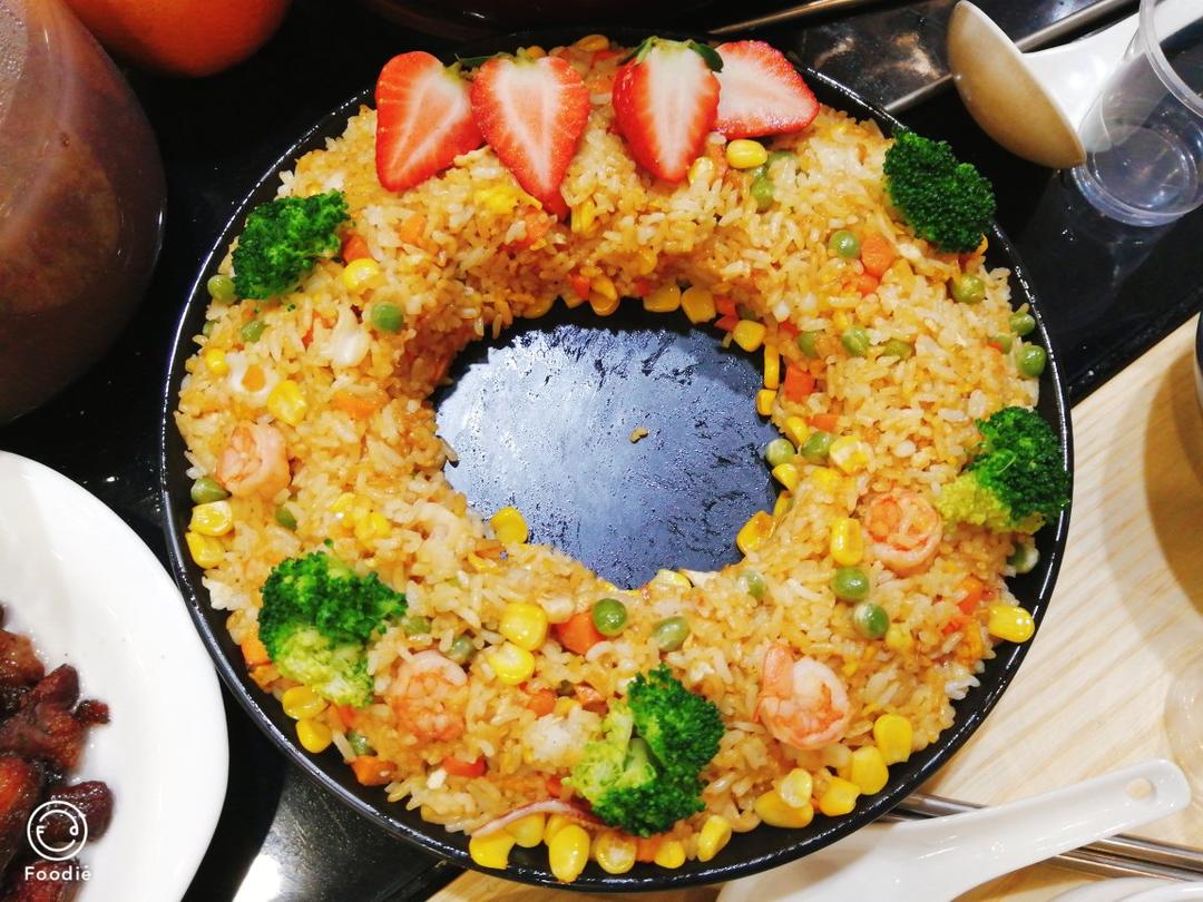 简单又高颜值的圣诞花环炒饭