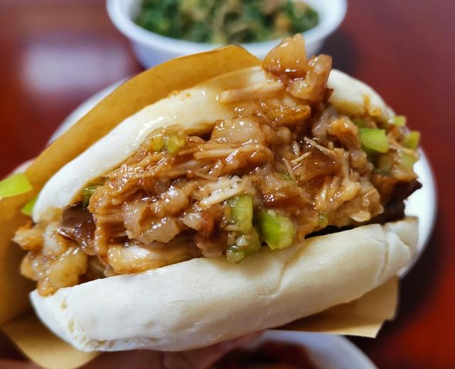 肉夹馍饼(不用泡打粉也外酥里嫩的肉夹馍饼)