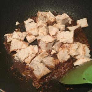 虾酱炒豆腐（勾氏私房菜）的做法 步骤3