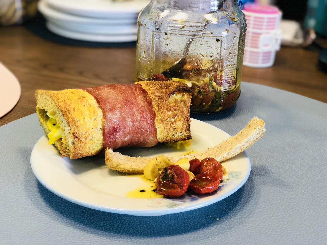 🔥会爆浆的！🔥鸡蛋培根土司卷