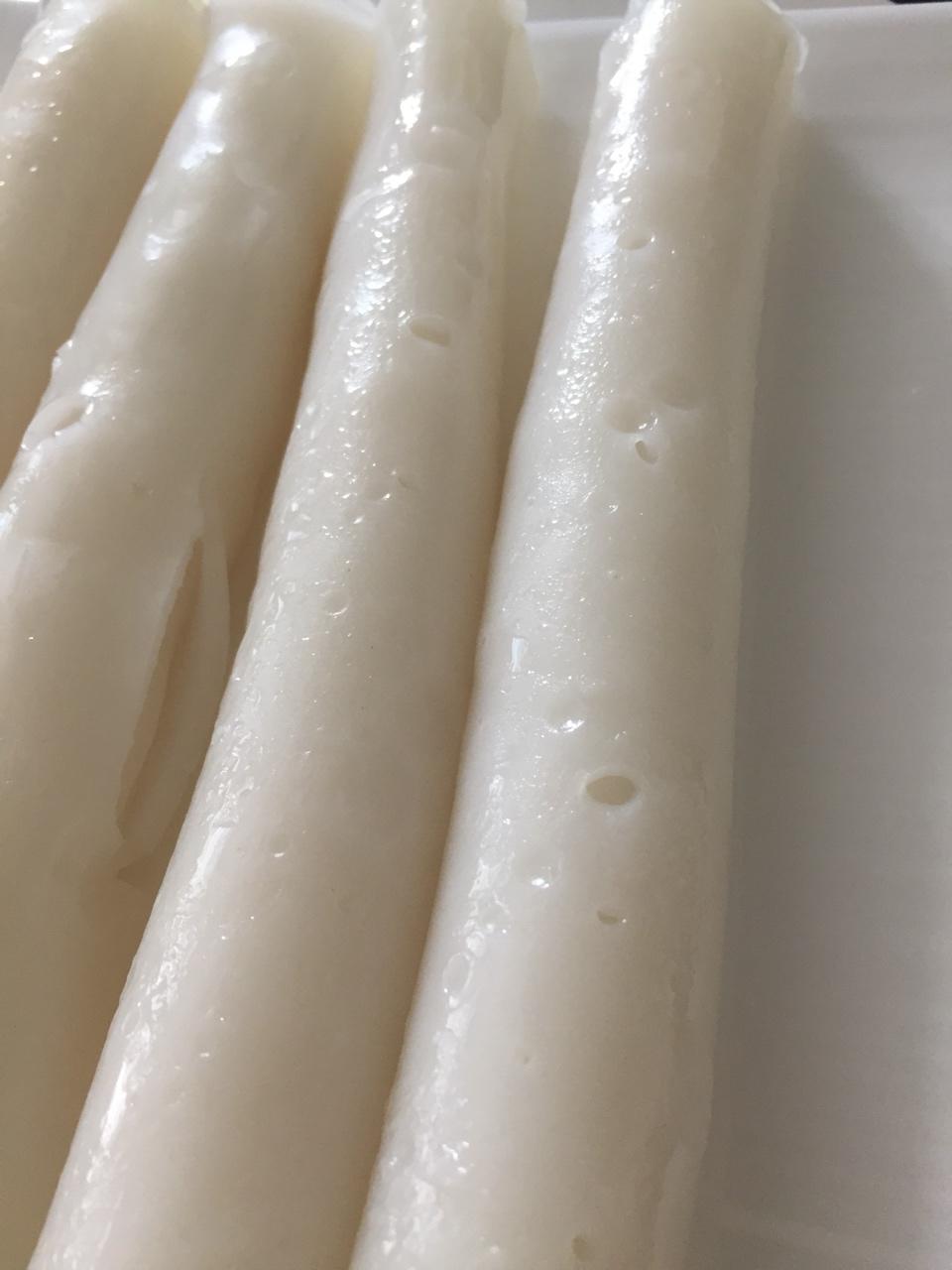 模仿传统猪肠粉（斋肠香港混酱肠）