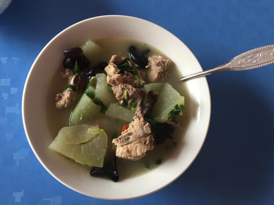 月子餐 冬瓜排骨汤的做法