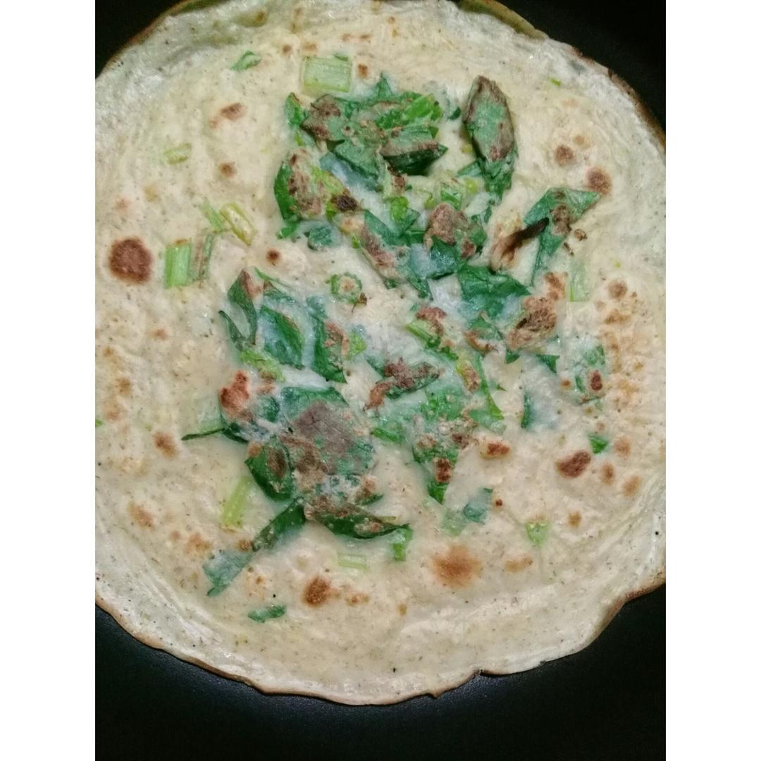 田园鲜蔬煎蛋饼