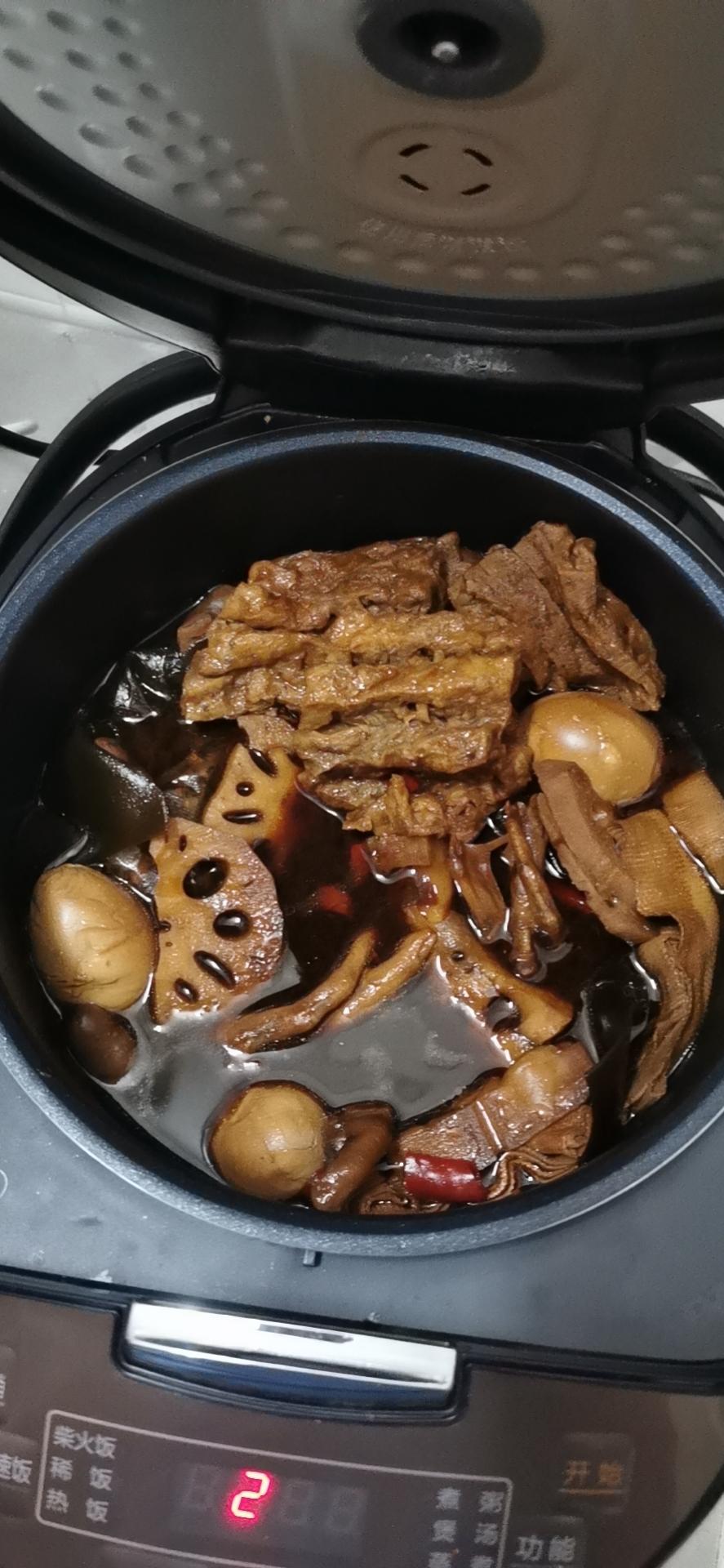 🔥不放一滴水的电饭锅卤味，想吃什么卤什么，比外面买的还好吃❗️