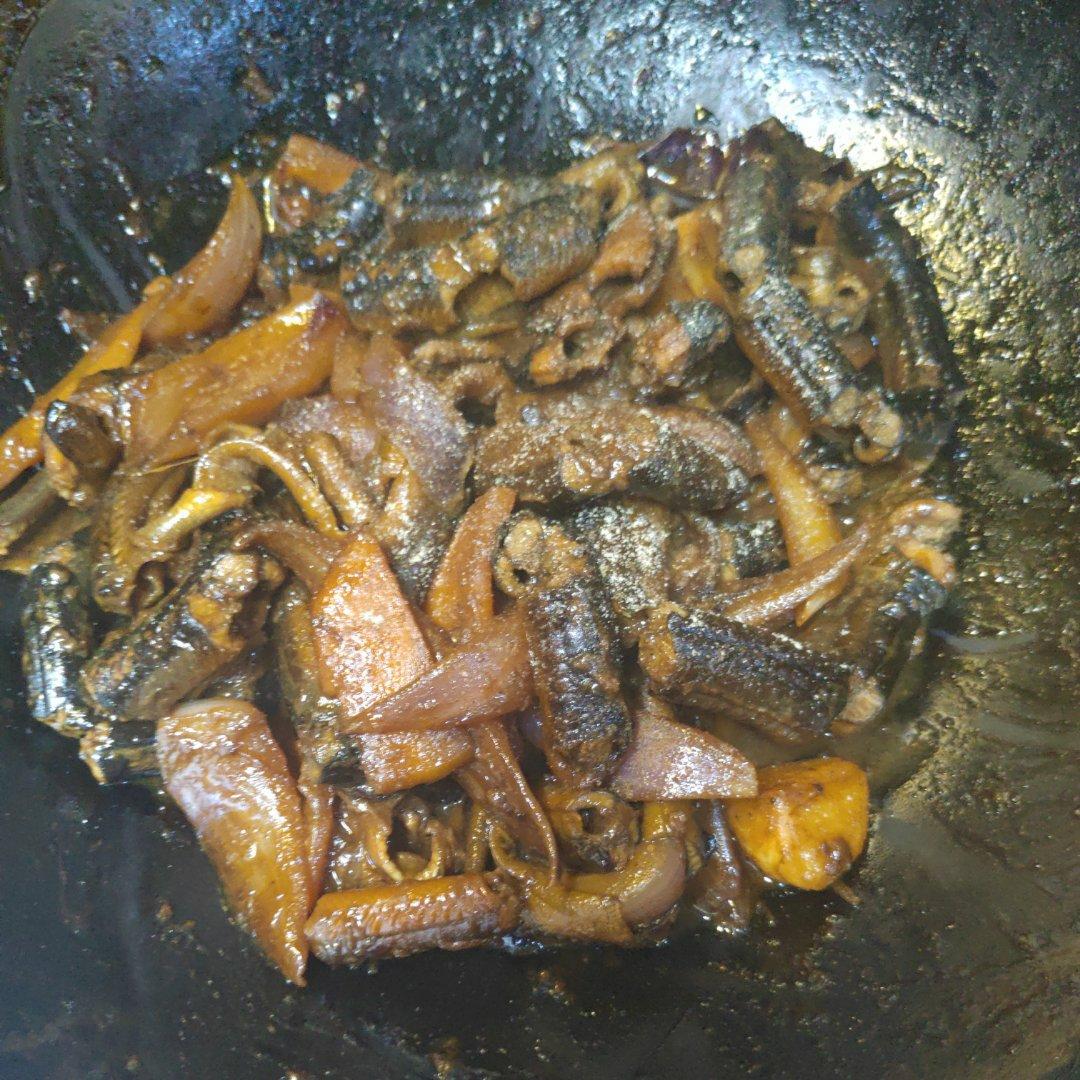 黄鳝炒洋葱