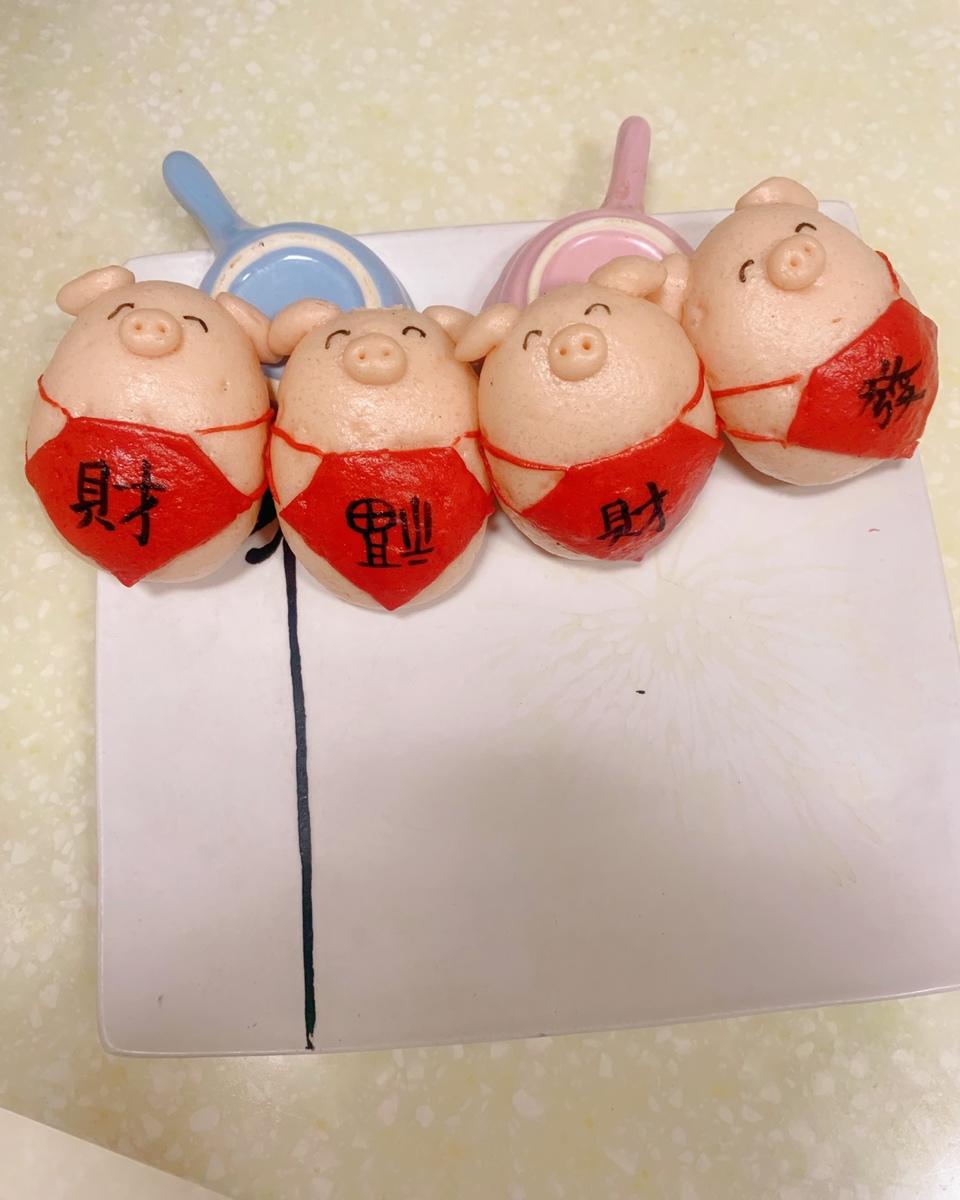 《猪年大吉》卡通馒头