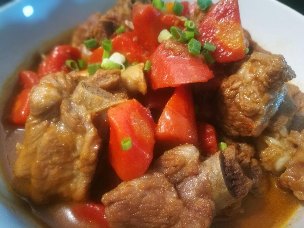 胡萝卜烧排骨