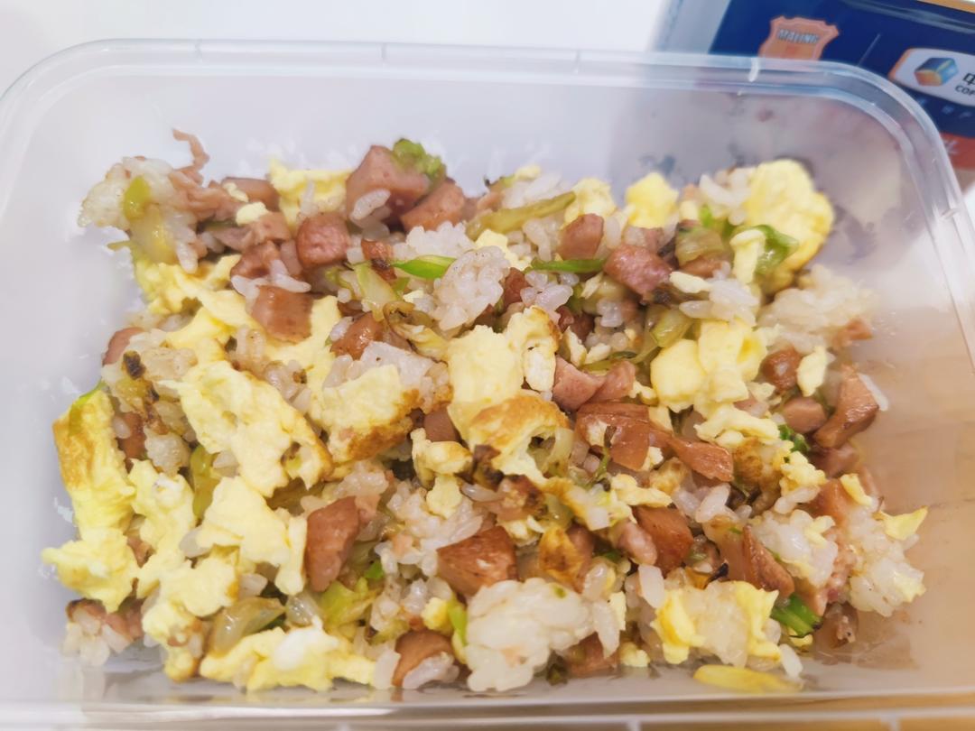 包菜蛋炒饭