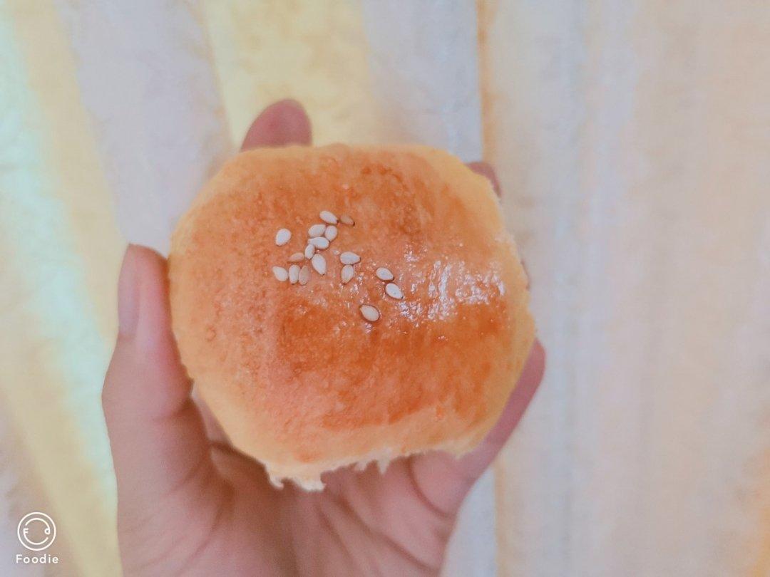 胡萝卜奶油小面包