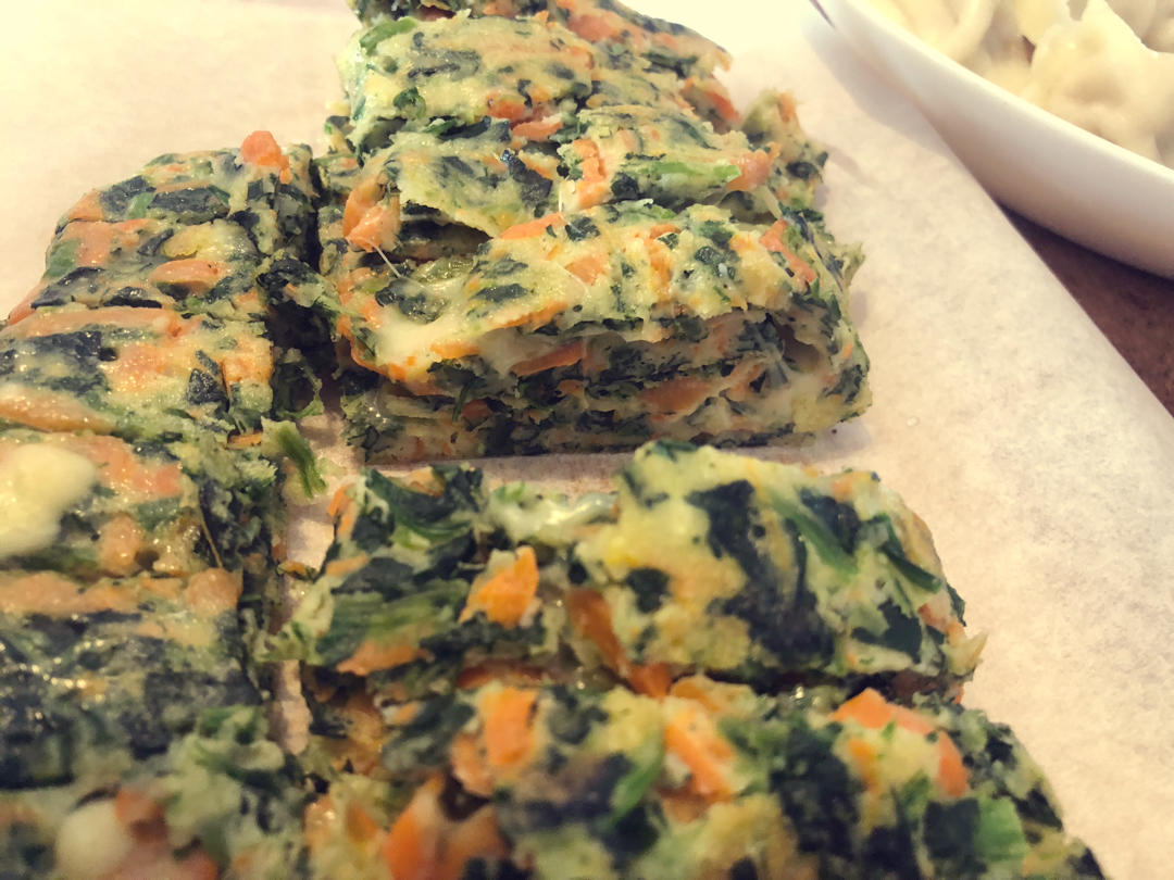 菠菜胡萝卜奶酪蛋卷