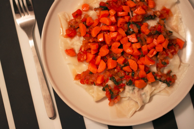 Italian早餐儿之蒜香番茄意大利水饺Ravioli