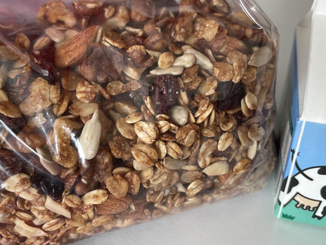 Granola（格兰诺拉麦片）