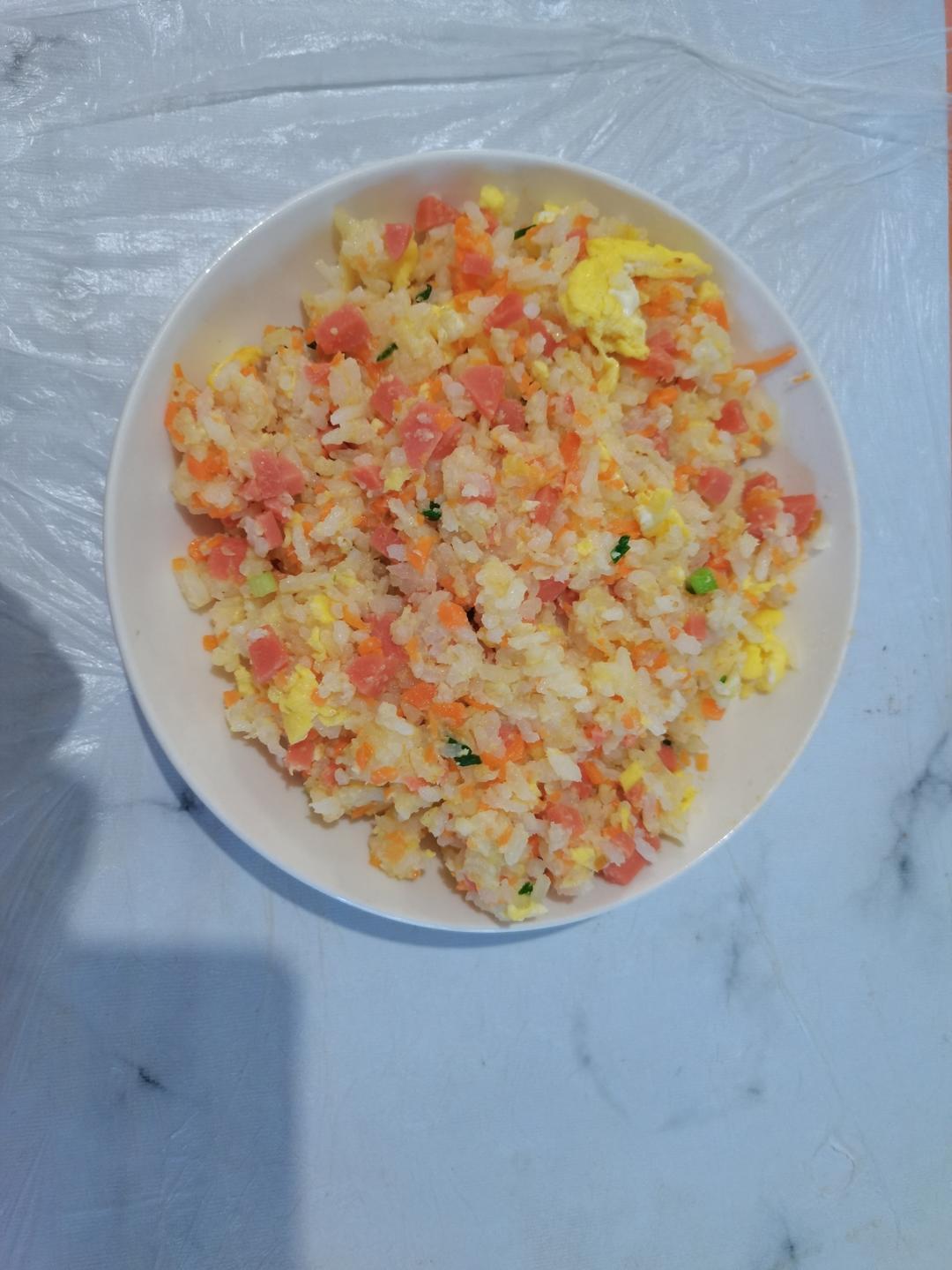 扬州炒饭（剩饭变美食，从此不剩饭）