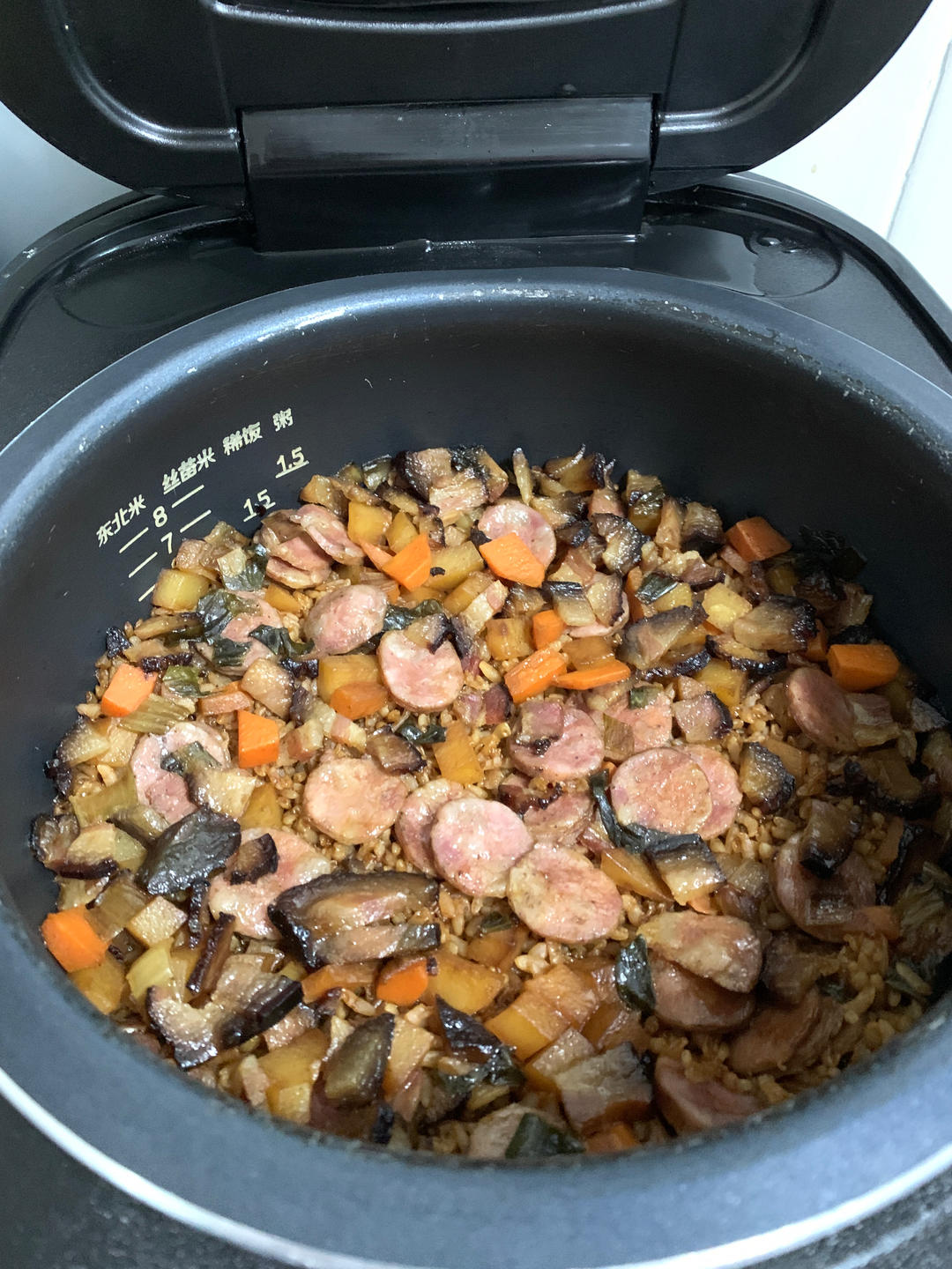 电饭锅版腊肉饭