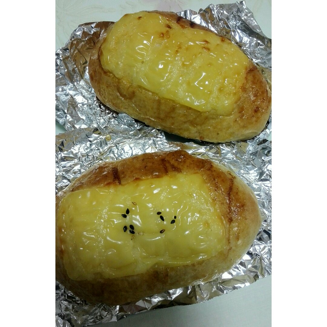 肉松芝士面包