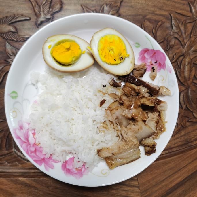 随便卤肉饭