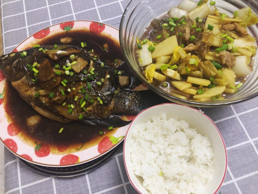 猪肉白菜炖粉条土豆