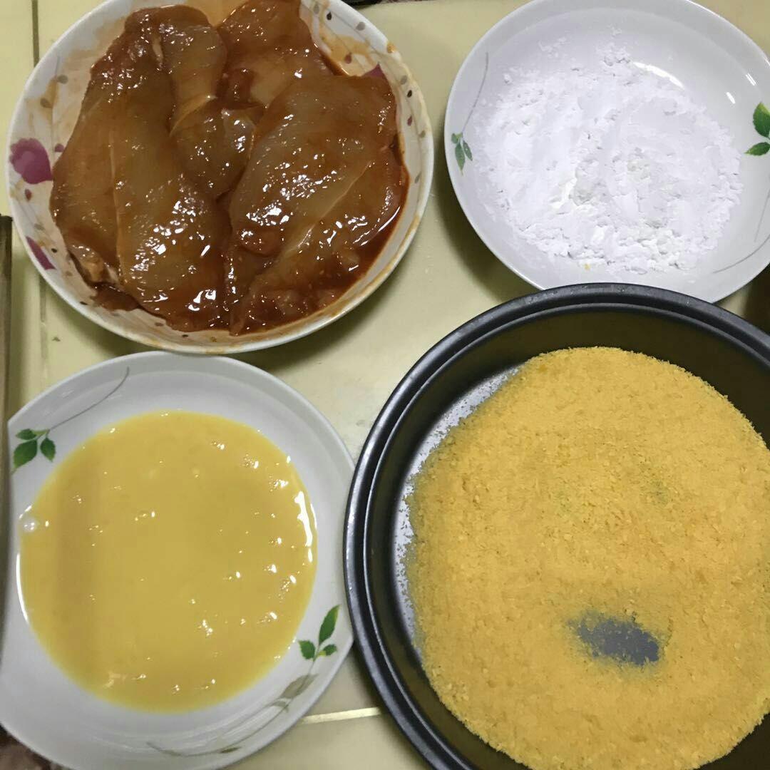 香酥大鸡排的做法 步骤1