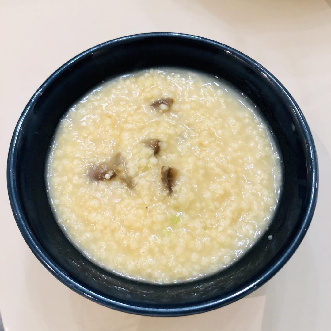 小米海参粥