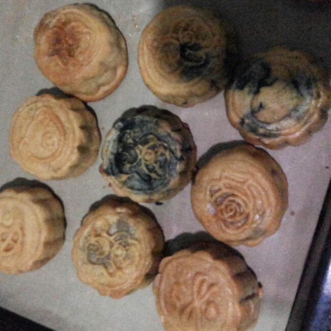 广式月饼——蛋黄莲蓉月饼