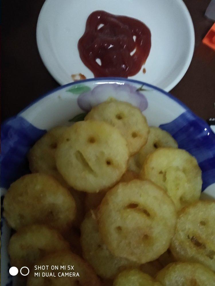 笑脸土豆鸡肉饼