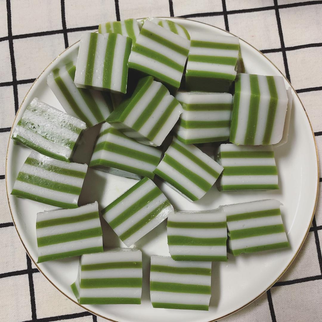 抹茶椰香马蹄糕