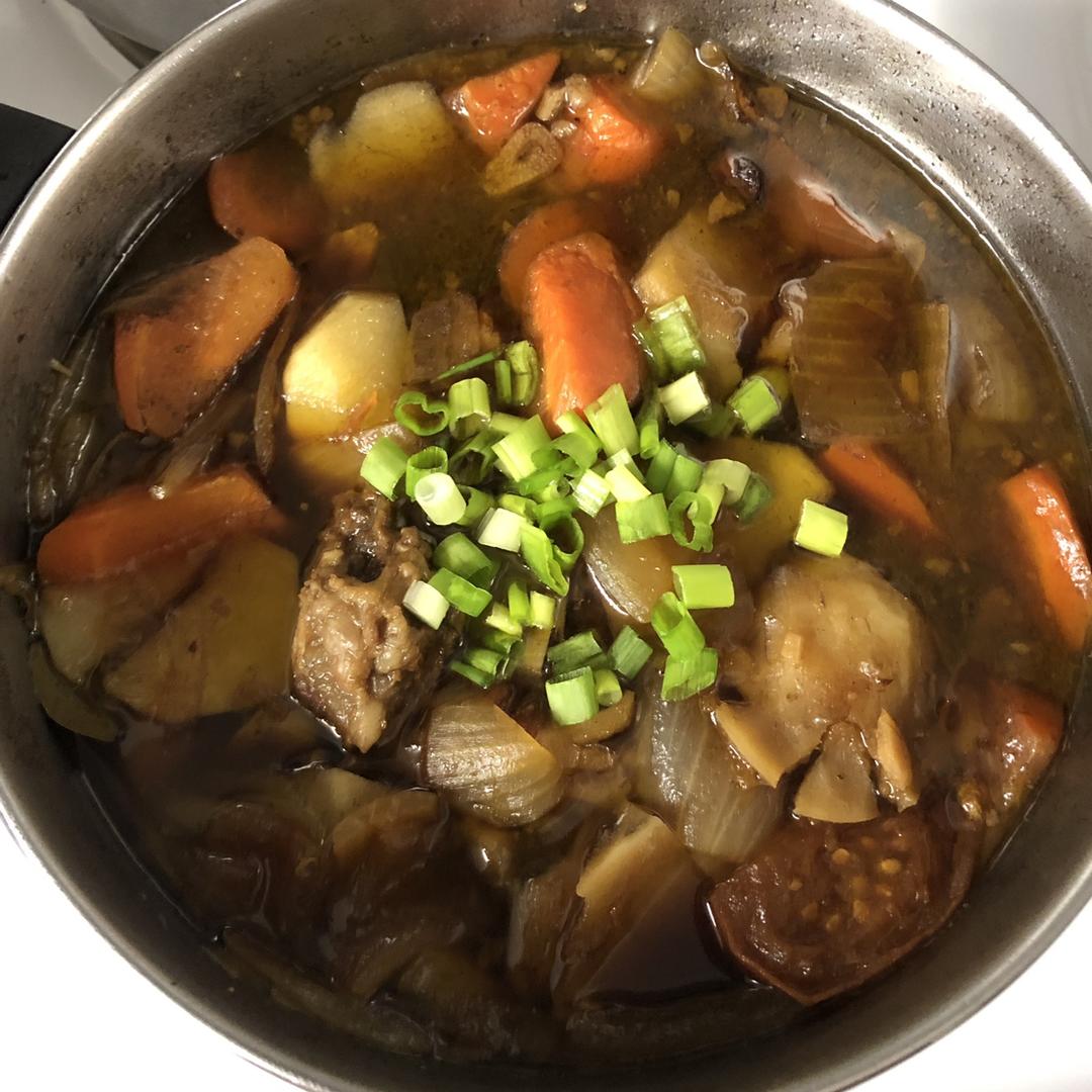番茄土豆炖牛腩