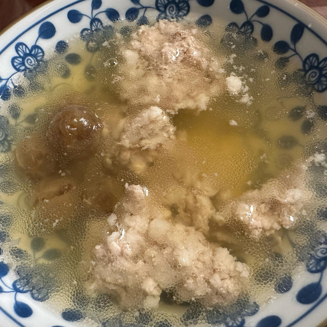 超嫩的肉饼汤