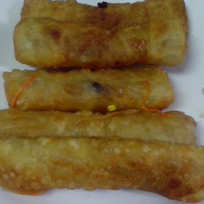 黄芽菜肉丝春卷