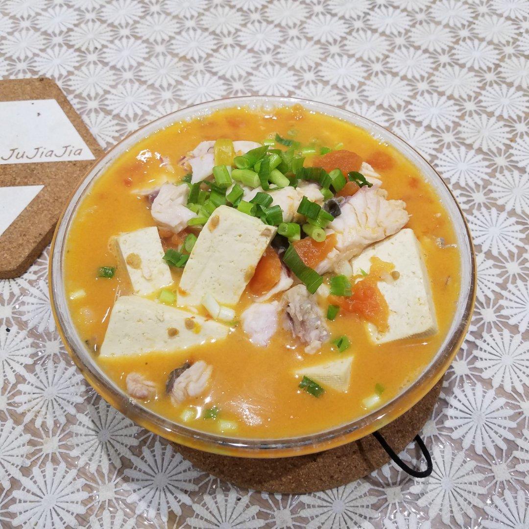 草鱼番茄豆腐汤