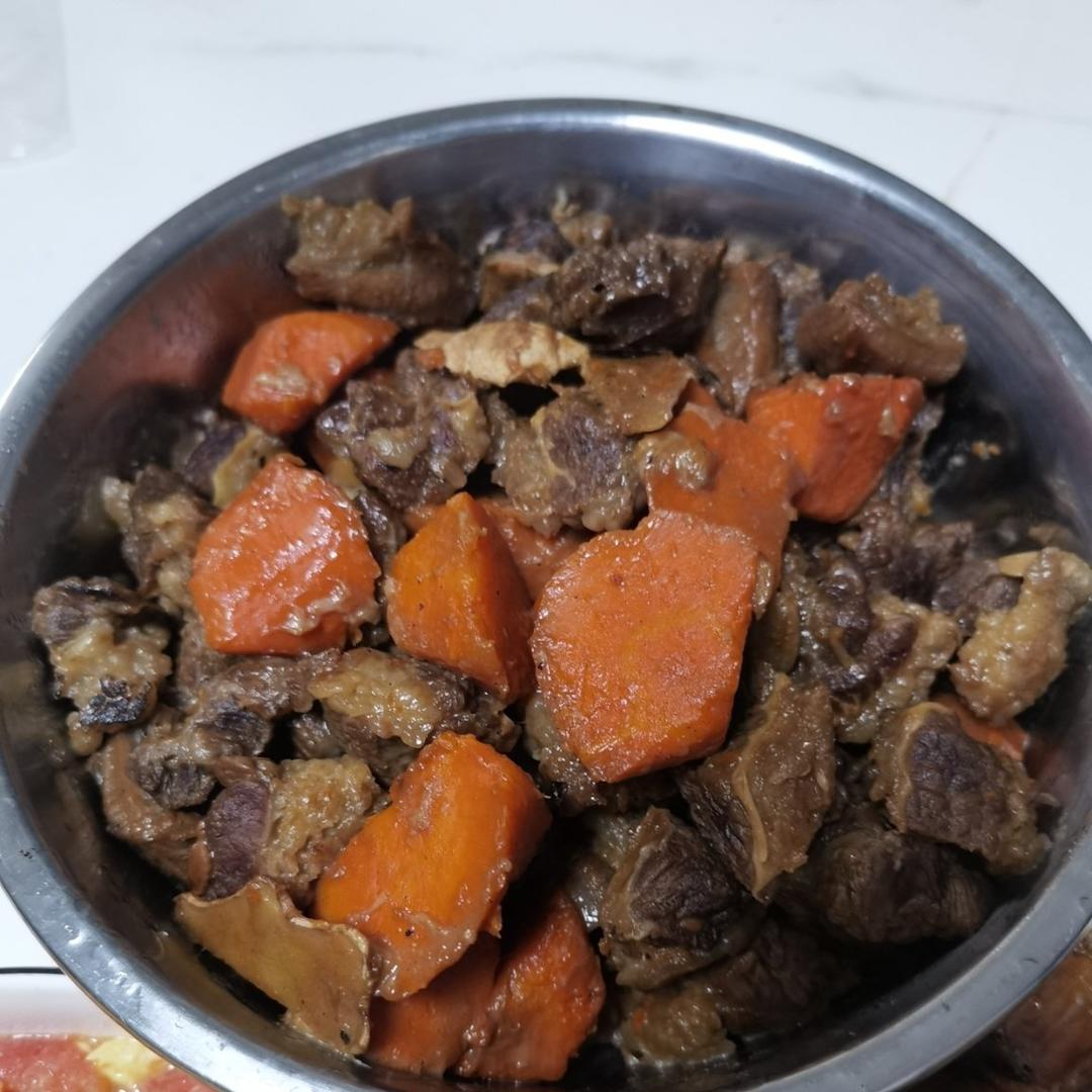周末懒人版胡萝卜红烧牛腩