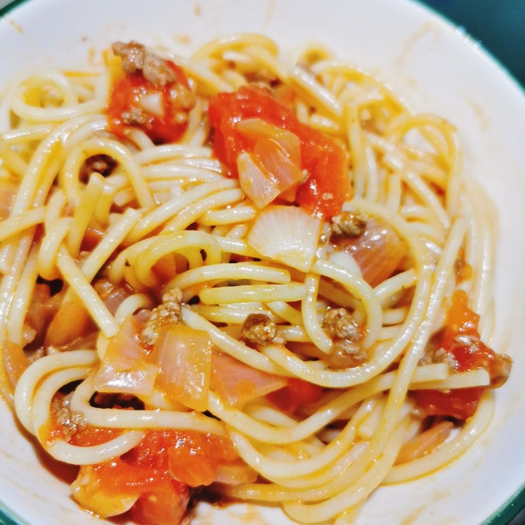 芽爱吃的意面的做法