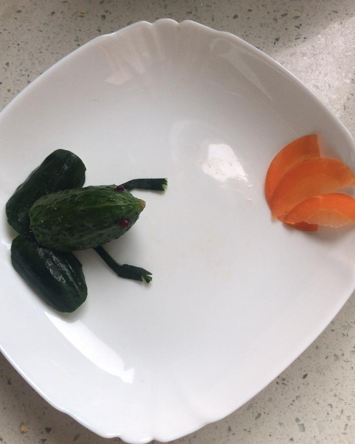 蔬果创意黄瓜青蛙