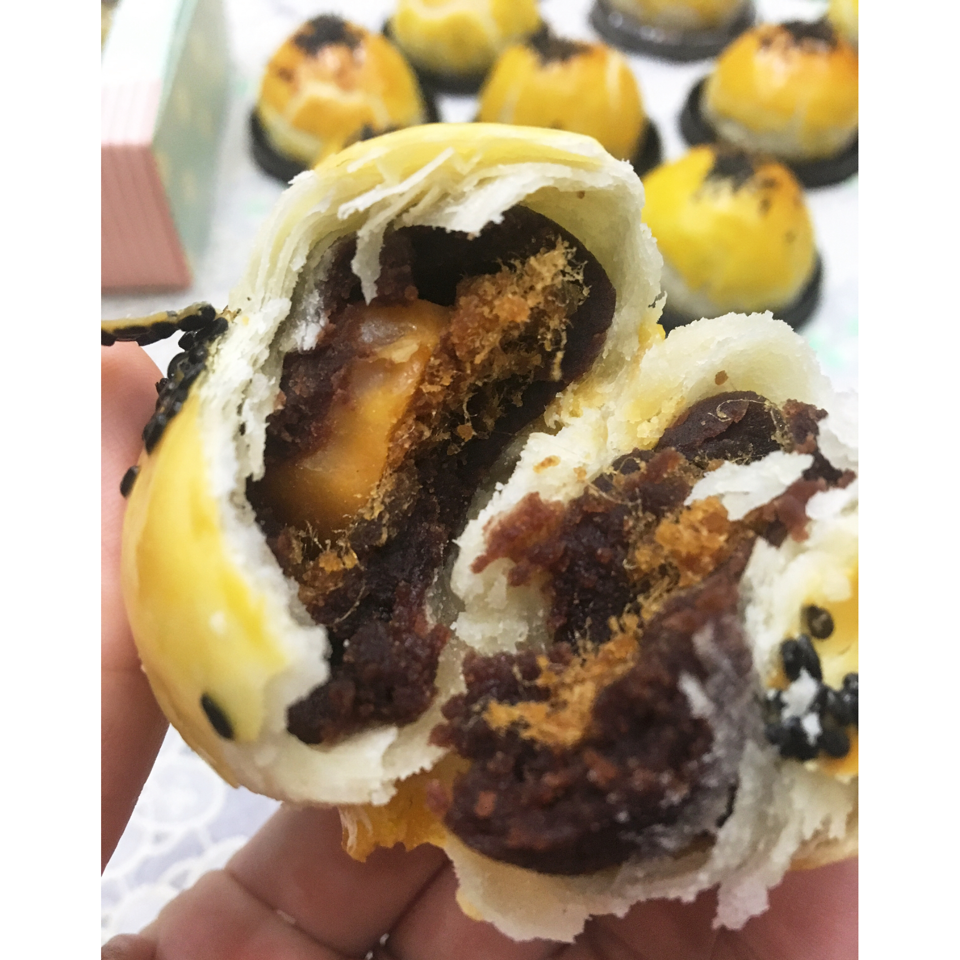 馅中馅蛋黄酥的做法