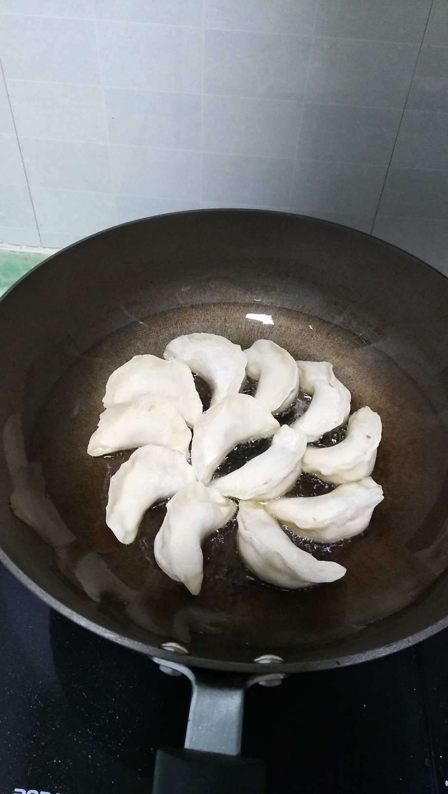 最简单的煎饺做法的做法 步骤1
