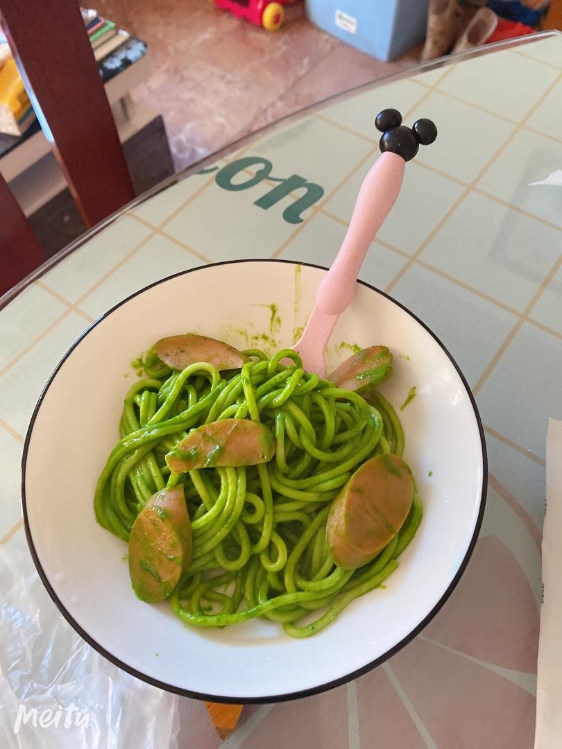 健康低卡吃意面——菠菜意大利面