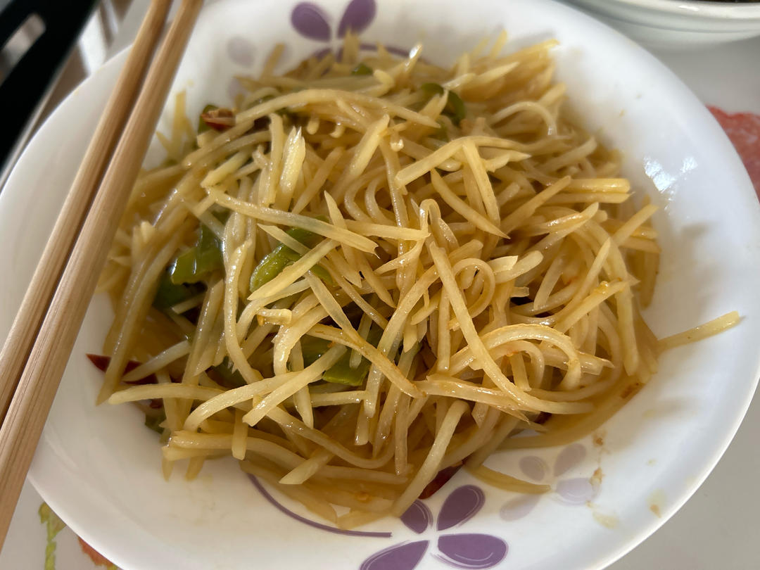 酸辣土豆丝的家常做法 超级下饭