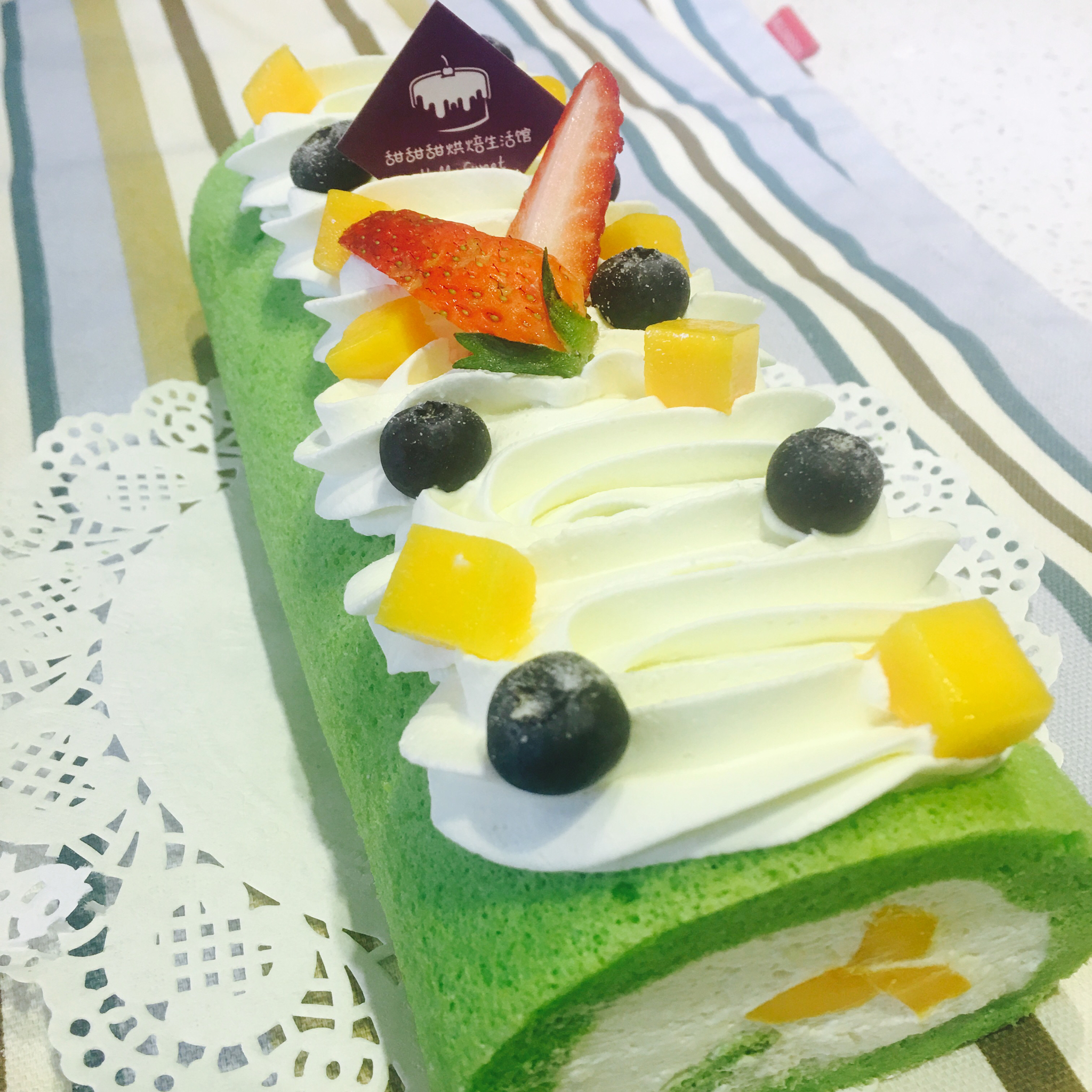 榴莲斑斓蛋糕卷